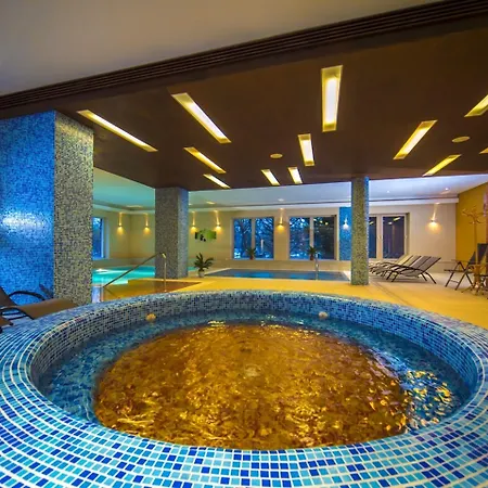 Royal Club 4*