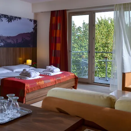 Royal Club 4*