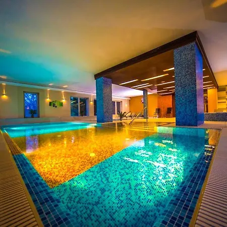 Royal Club 4*