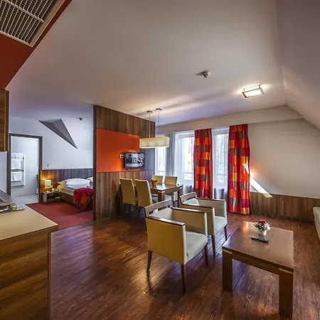 Szálloda Royal Club 4*