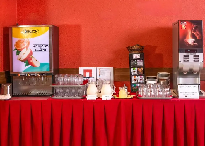 Royal Club Szálloda 4*