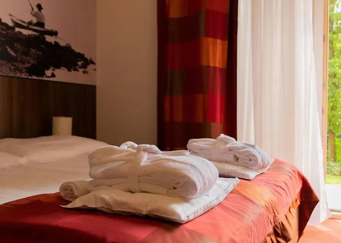 Royal Club Szálloda